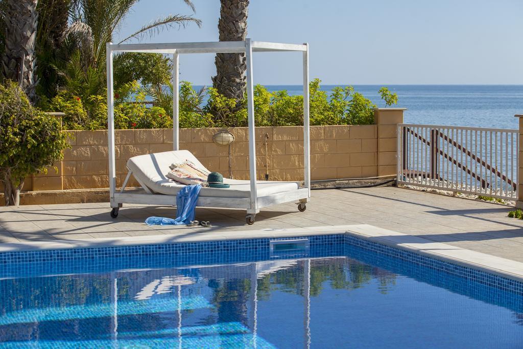 Meneou Beachfront Villa Sunset Perivólia Szoba fotó