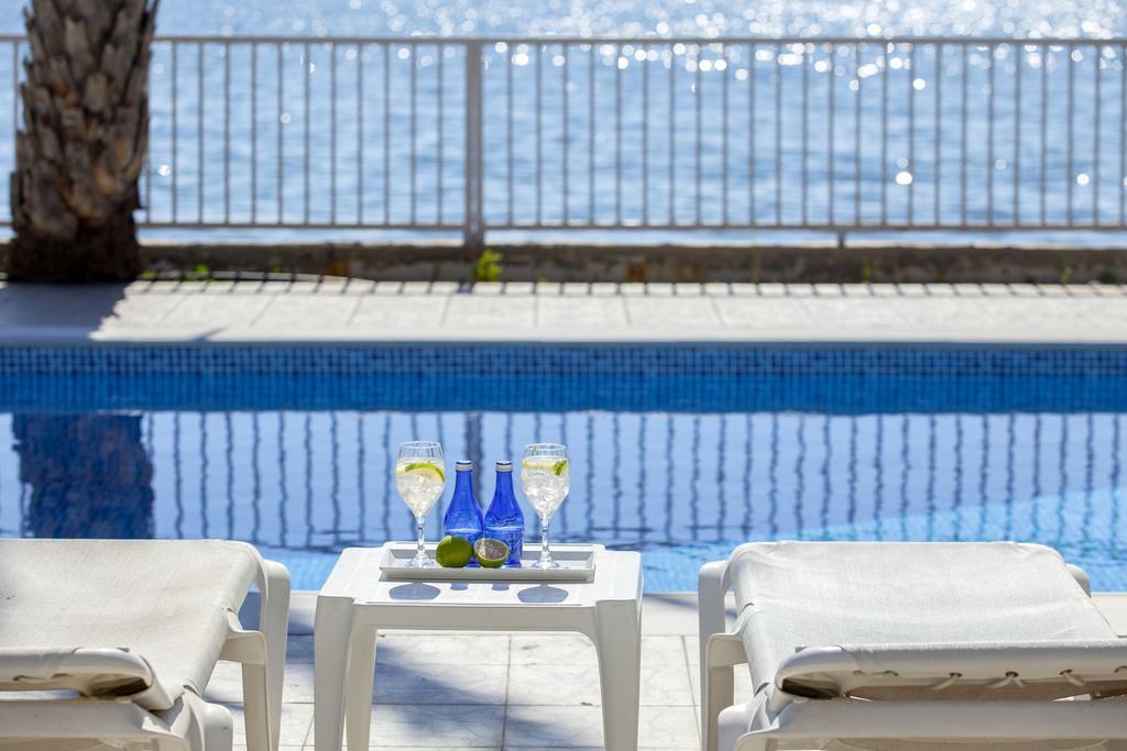 Meneou Beachfront Villa Sunset Perivólia Szoba fotó
