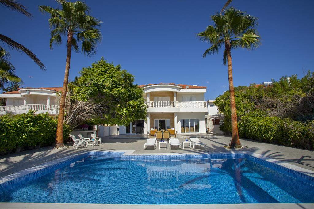 Meneou Beachfront Villa Sunset Perivólia Szoba fotó