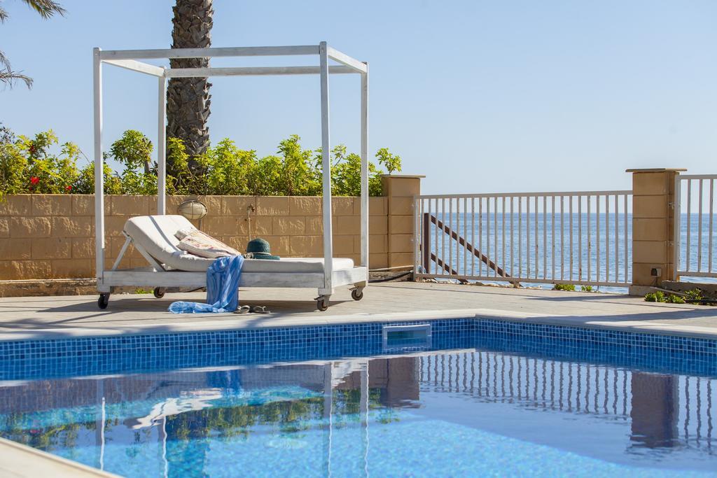 Meneou Beachfront Villa Sunset Perivólia Szoba fotó
